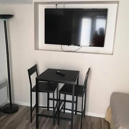 Maison Papa 2 * ניס